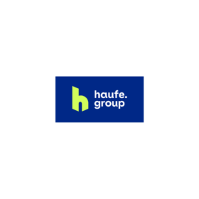 Haufe Group Logo mit neongrünem H als Versalie auf blauem Hintergrund